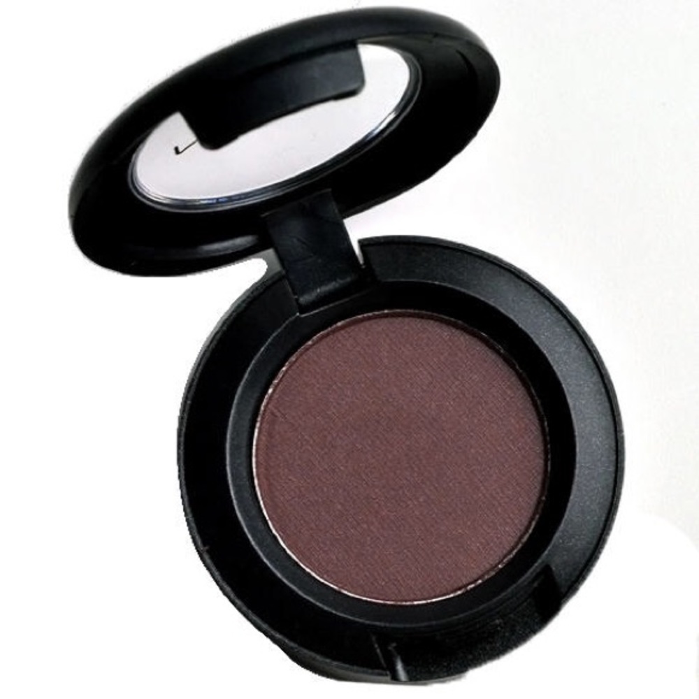 🆕 Limited Edition MAC Sorcery Matte Eyeshadow